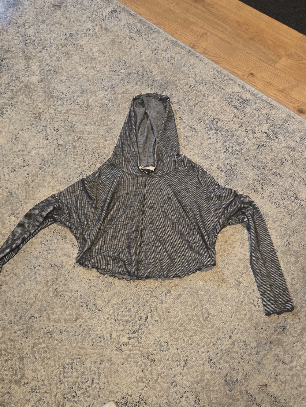 Lucy Love Heather Gray Cropped Hooded Long Sleeve Top, Ribbed